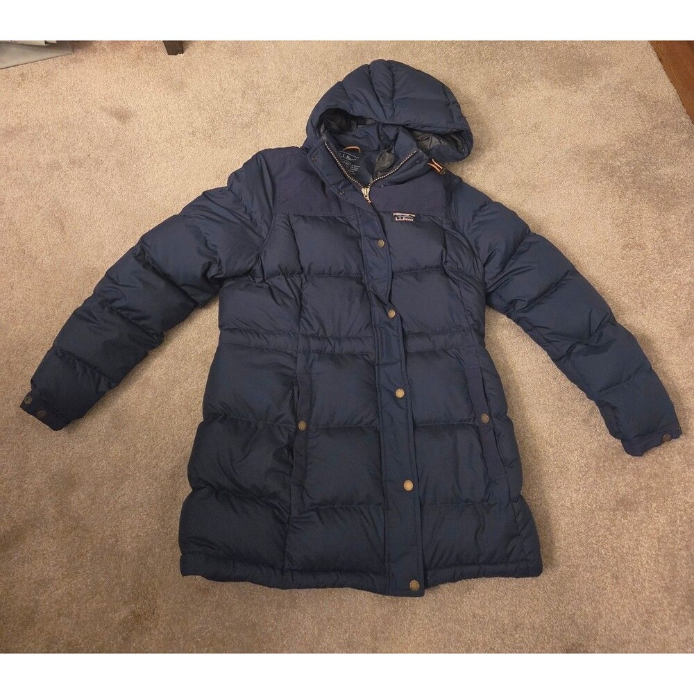 LL Bean Women's Mountain Classic Down Parka in Navy Blue Size M